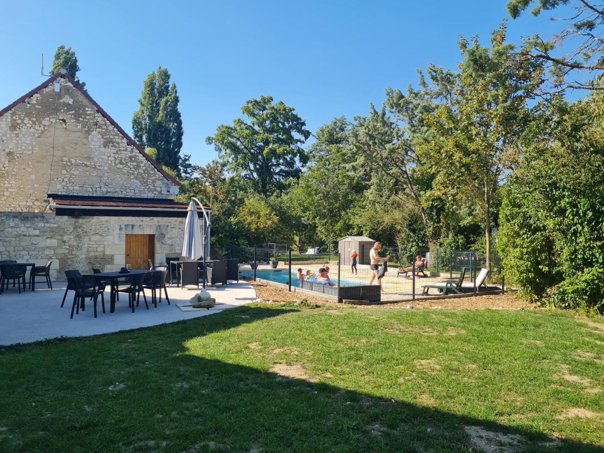 Camping De La Touche Ligueil Luaran gambar